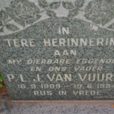 VUUREN P.L., J van 1909-1984