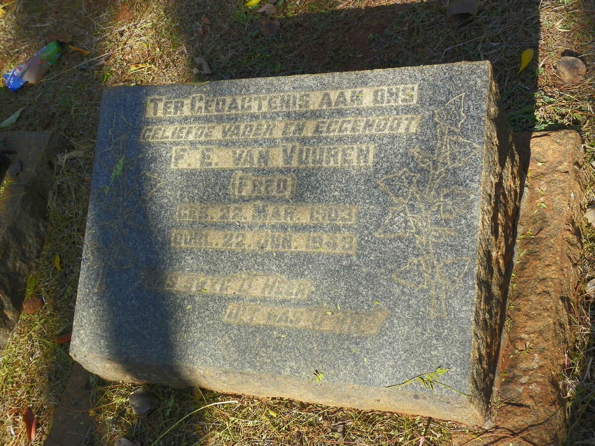 VUUREN F.E., van 1903-1943