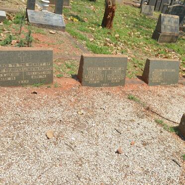 VUCINOVICH Humbert -1953 &amp; Clementina -1957