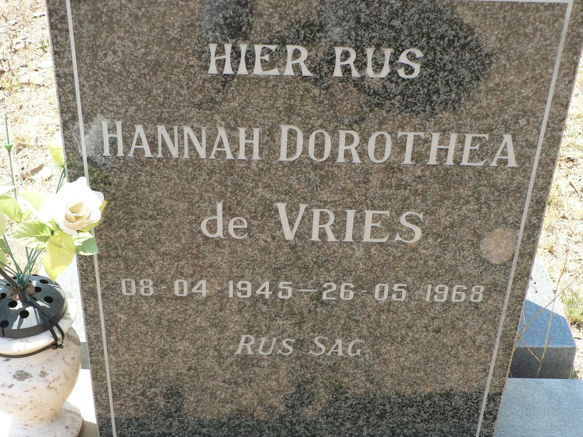 VRIES Hannah Dorothea, de 1945-1968