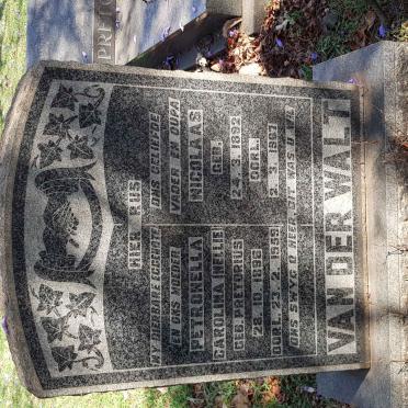 WALT Nicolaas, van der 1892-1967 &amp; Petronella Carolina PRETORIUS 1896-1959