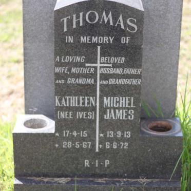 THOMAS Michael James 1913-1972 &amp; Kathleen IVES 1915-1967