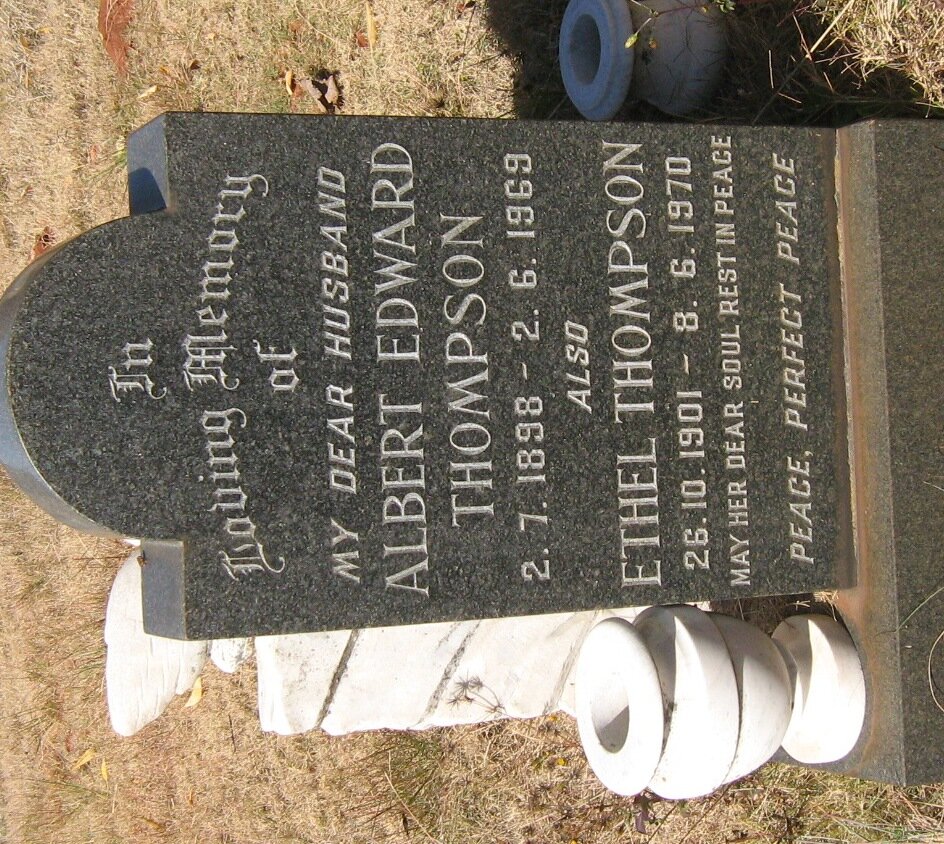 THOMPSON Albert Edward 1898-1969 &amp; Ethel 1901-1970