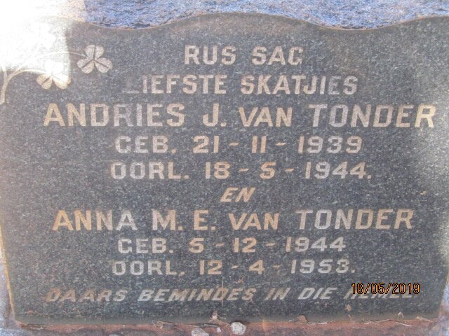 TONDER Andries J., van 1939-1944 :: VAN TONDER Anna M.E. 1944-1953