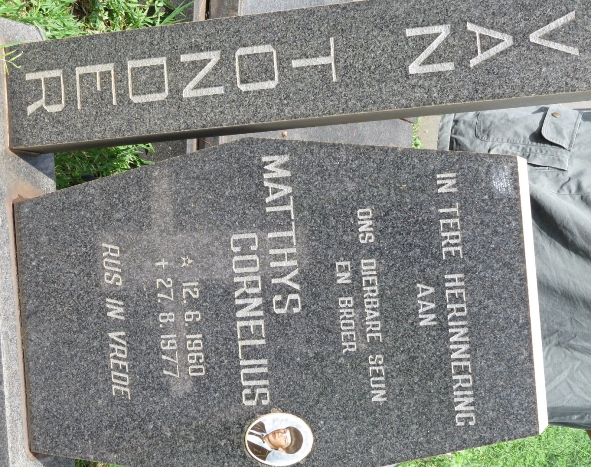 TONDER Matthys Cornelius, van 1960-1977