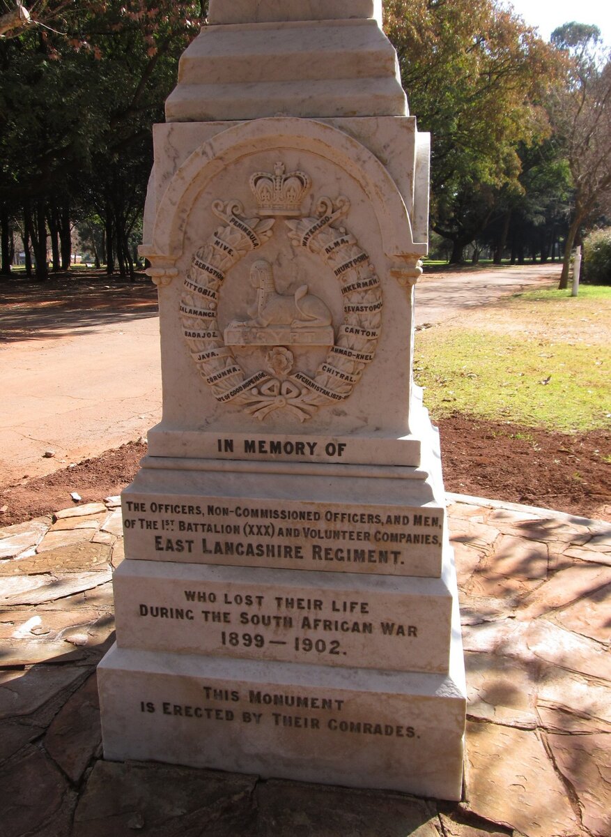 East Lancashire Regiment Memorial 1899-1902_1