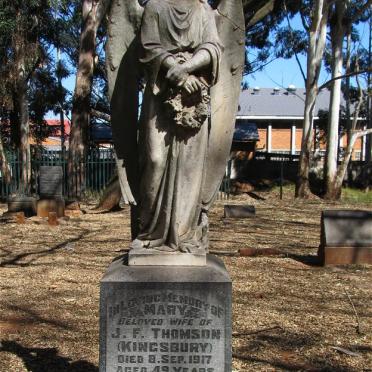 THOMSON J.F. nee KINGSBURY -1917 :: BREETZKE Lydia Lucy -1906