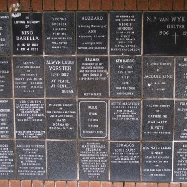149 Memorial wall 