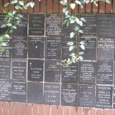153 Memorial wall 