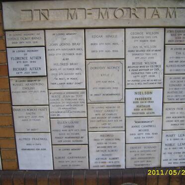 039 Memorial wall