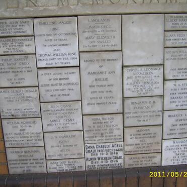 036 Memorial wall