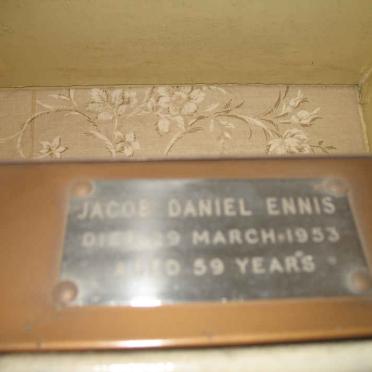 E - Surnames :: Vanne - E