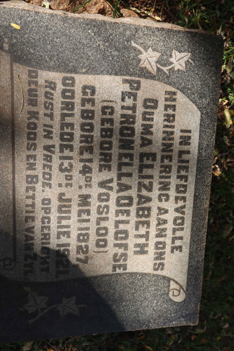 OELOEFSE Elizabeth Petronella nee VOSLOO 1827-1921