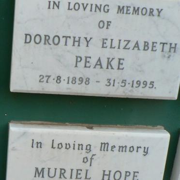 PEAKE Dorothy Elizabeth 1898-1995 :: TARDREW Muriel Hope 1914-1994