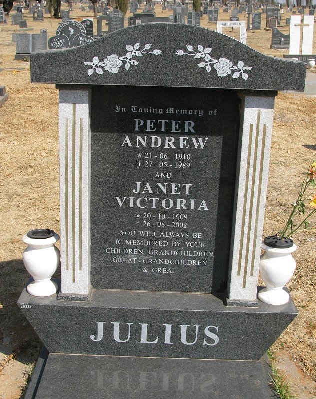 JULIUS Peter Andrew 1910-1989 &amp; Janet Victoria 1909-2002