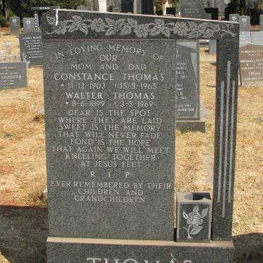 THOMAS Walter 1899-1969 &amp; Constance 1903-1963