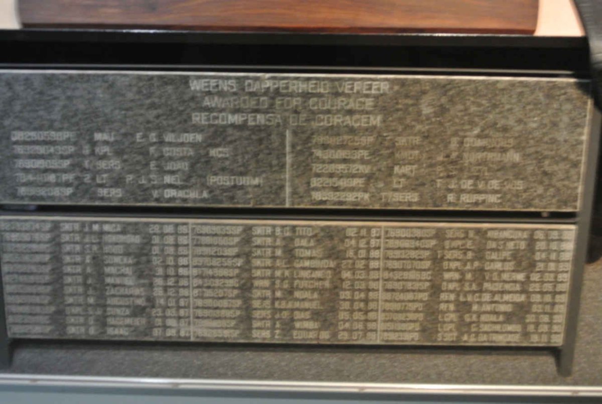 32 Batallion memorial plaque _1