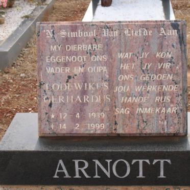 ARNOTT Lodewikus Gerhardus 1939-1999