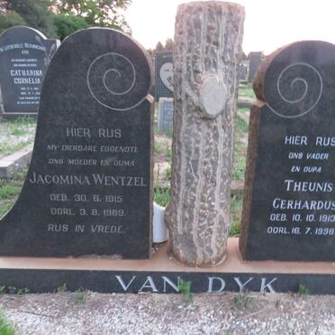 DYK Theunis Gerhardus, van 1913-1998 & Jacomina WENTZEL 1915-1969