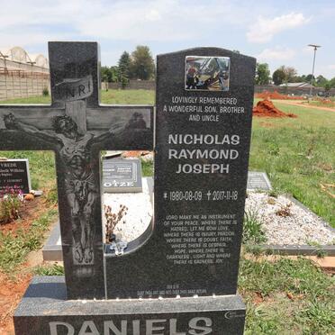 DANIELS Nicolas Raymond Joseph 1980-2017