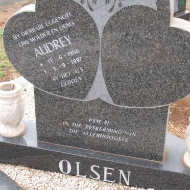 OLSEN Audrey 1956-1997