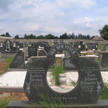 VYVER Hendrik Jacobus, van der 1912-1985 &amp; Anna Johanna Petronella HATTINGH 1921-1992