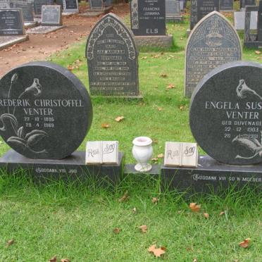 VENTER Frederik Christoffel 1895-1968 &amp; Engela Susara DUVENAGE 1903-1981