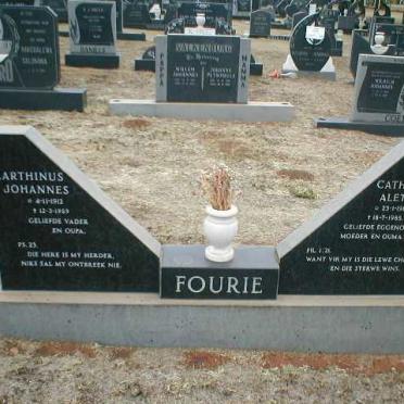 FOURIE Marthinus Johannes 1912-1989 &amp; Catharina Aletta 1910-1985