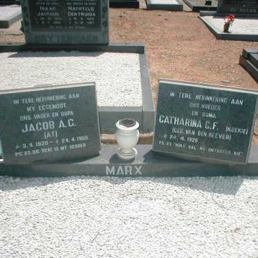 MARX Jacob A.G. 1920-1988 &amp; Catharina C.F. VAN DEN HEEVER 1926-