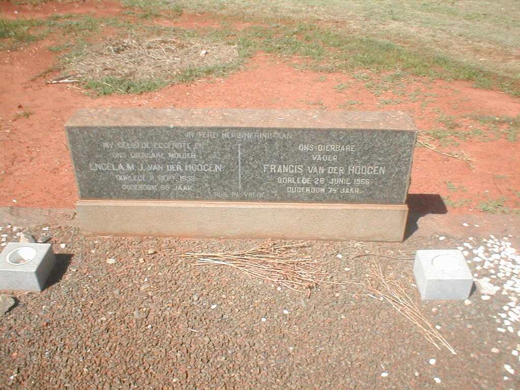 HOOGEN Francis, van der 1892-1966 &amp; Engela M.J. 1892-1952