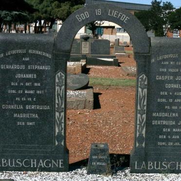 LABUSCHAGNE Gerhardus Stephanus Johannes 1916-1957 &amp; Cornelia Gertruida Magrietha SMIT