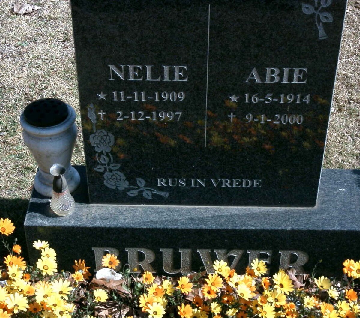 BRUWER Abie 1914-2000 &amp; Nelie 1909-1997