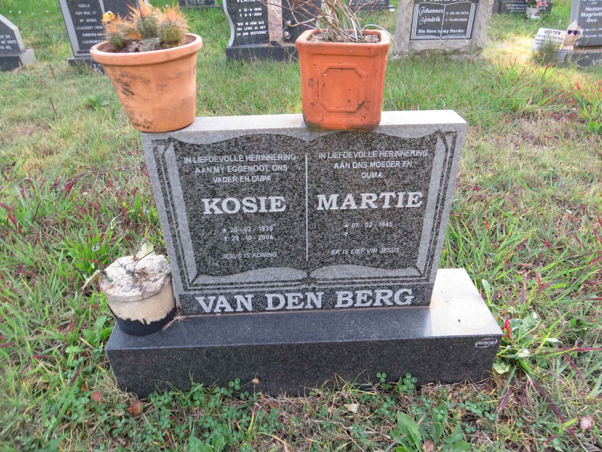 BERG Kosie, van der 1939-2004  &amp; Martie 1945-