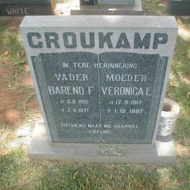 CROUKAMP Barend F. 1912-1971 &amp; Veronica E. 1917-1997