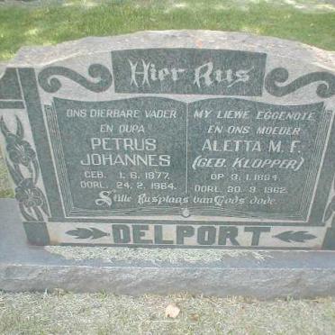 DELPORT Petrus Johannes 1877-1964 &amp; Aletta M.F. KLOPPER 1884-1962