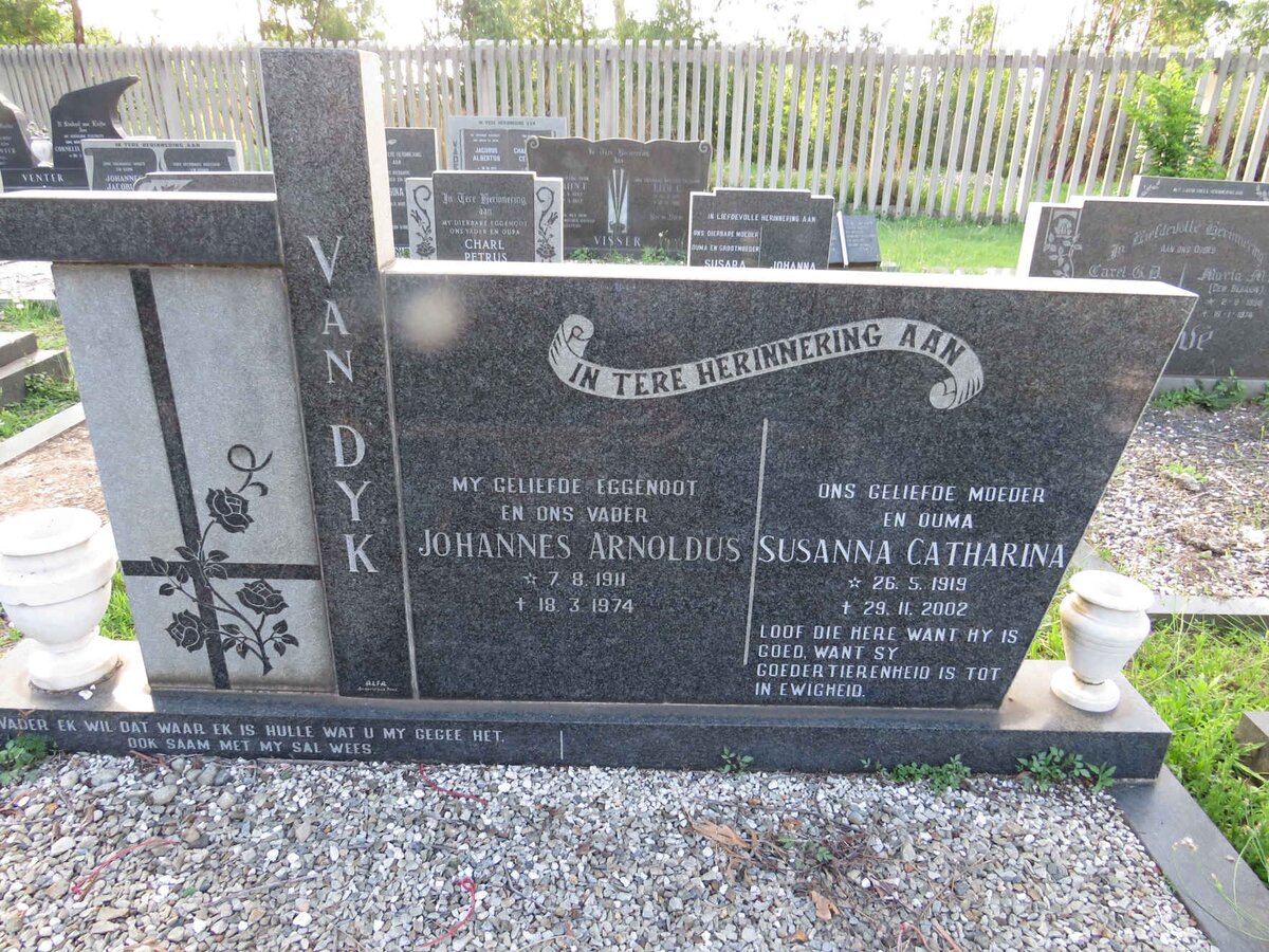 DYK Johannes Arnoldus, van 1911-1974 &amp; Susanna Catharina 1919-2002