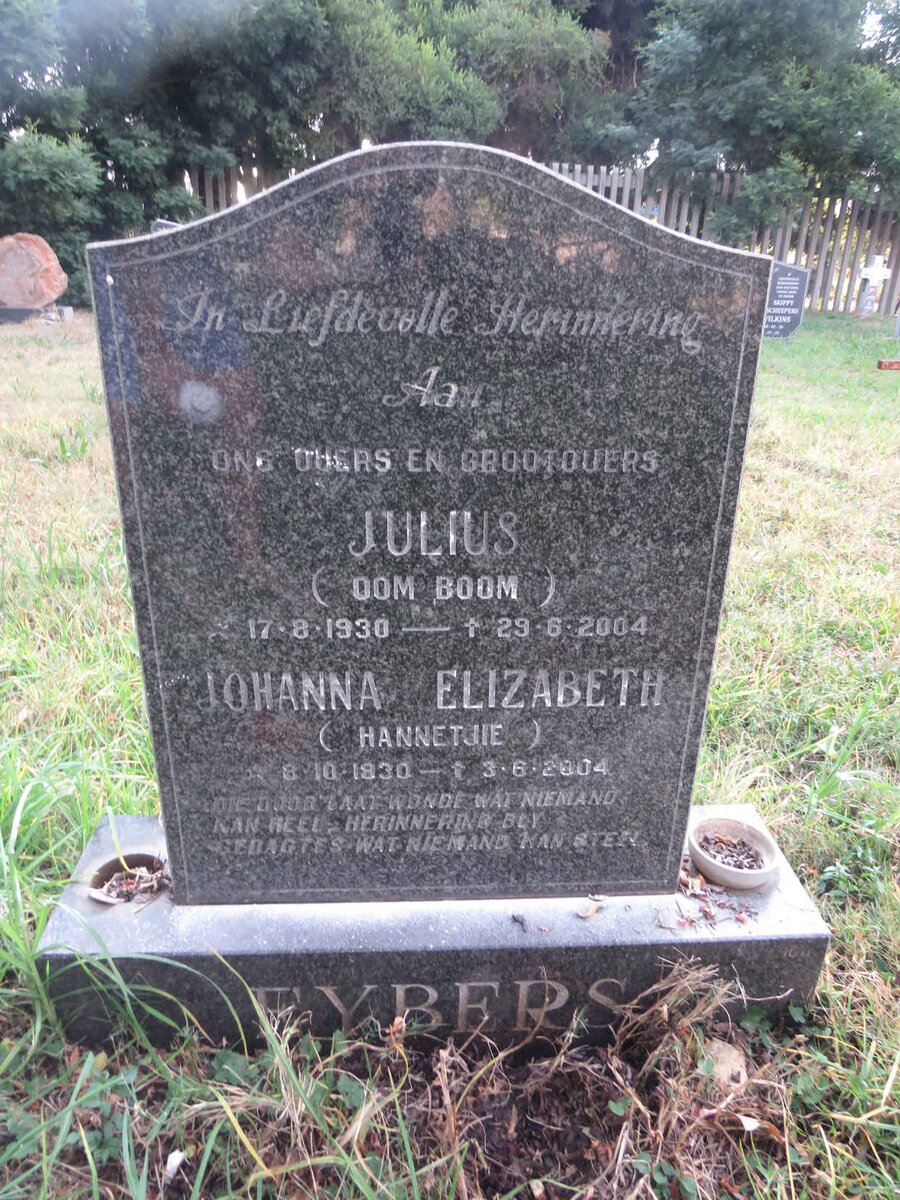 EYBERS Julius 1930-2004 &amp; Johanna Elizabeth 1930-2004