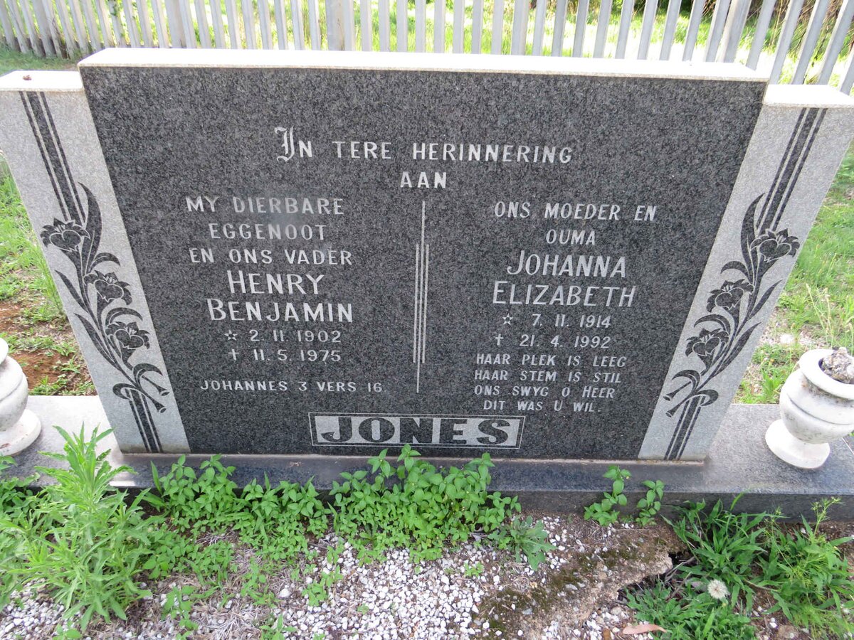 JONES Henry Benjamin 1902-1975 &amp; Johanna Elizabeth 1914-1992