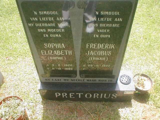 PRETORIUS Frederik Jacobus 1922- &amp; Sophia Elizabeth 1926-1999