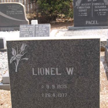 SMITH Lionel W. 1935-1977