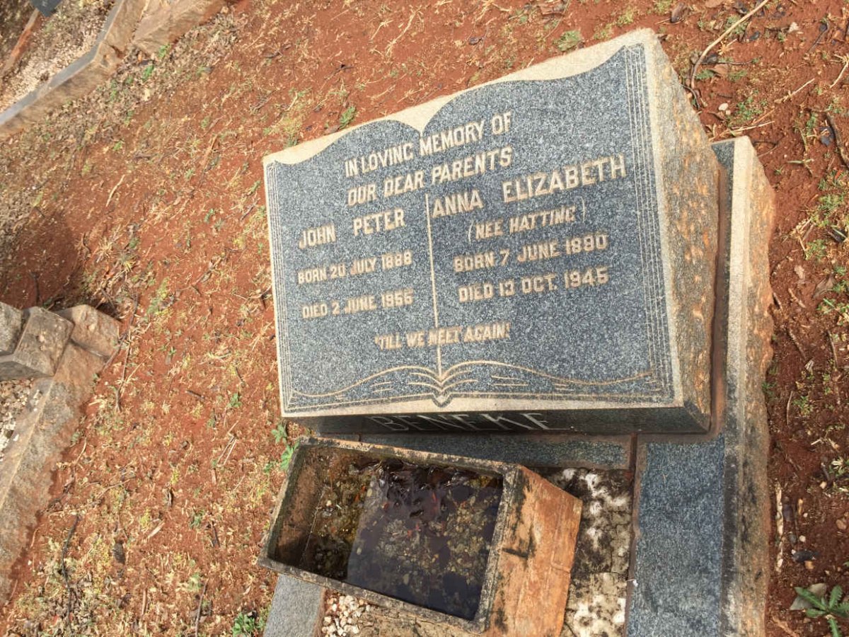 BENEKE John Peter 1888-1956 &amp; Anna Elizabeth HATTING 1890-1945