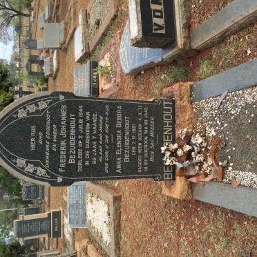 BEZUIDENHOUT Frederik Johannes -1944 &amp; Anna Elendra Debora 1887-1971