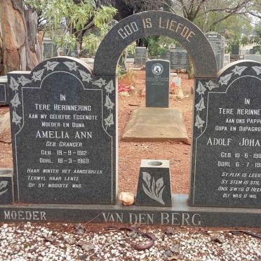 BERG Adolf Johannes, van den 1909-1985 &amp; Amelia Ann GRANGER 1912-1969