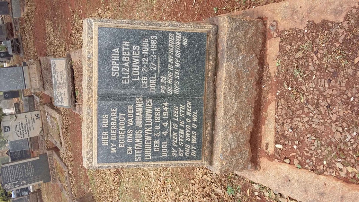 LOUWIES Stefanus Johannes Loudewyk 1886-1944 &amp; Sophia Elizabeth 1886-1963