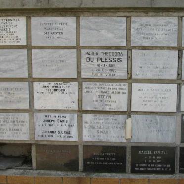 02. Memorial walls
