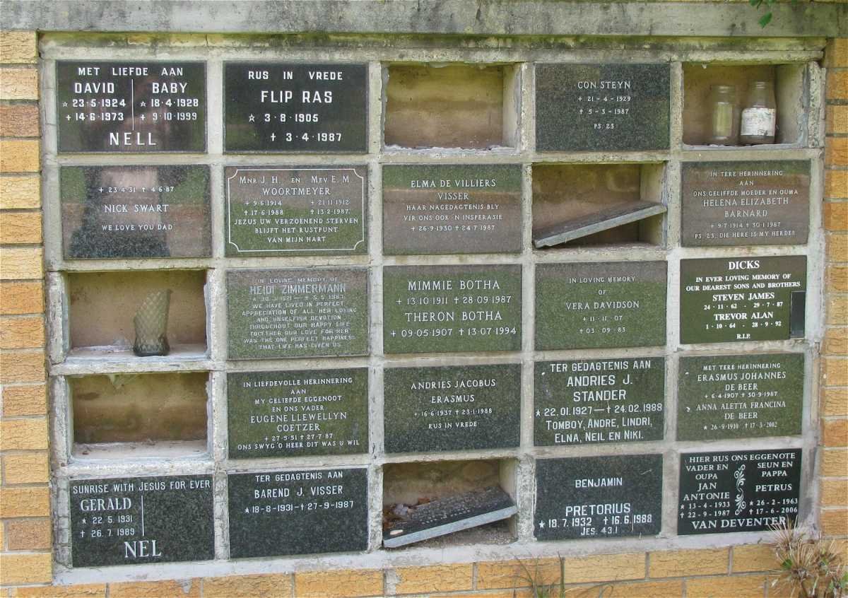 06. Memorial wall
