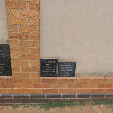 26. Memorial wall 
