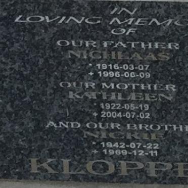 KLOPPER Nichlaas 1916-1996 &amp; Kathleen 1922-2004 :: KLOPPER Nickie 1942-1969