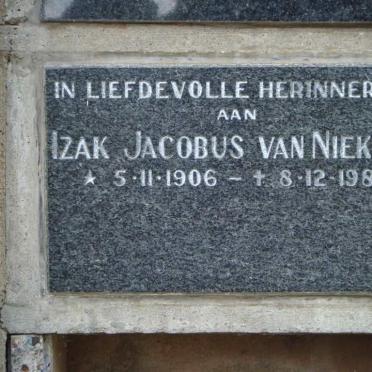 N - Vanne :: Surnames - N