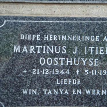 OOSTHUYSE Martinus J. 1944-1985